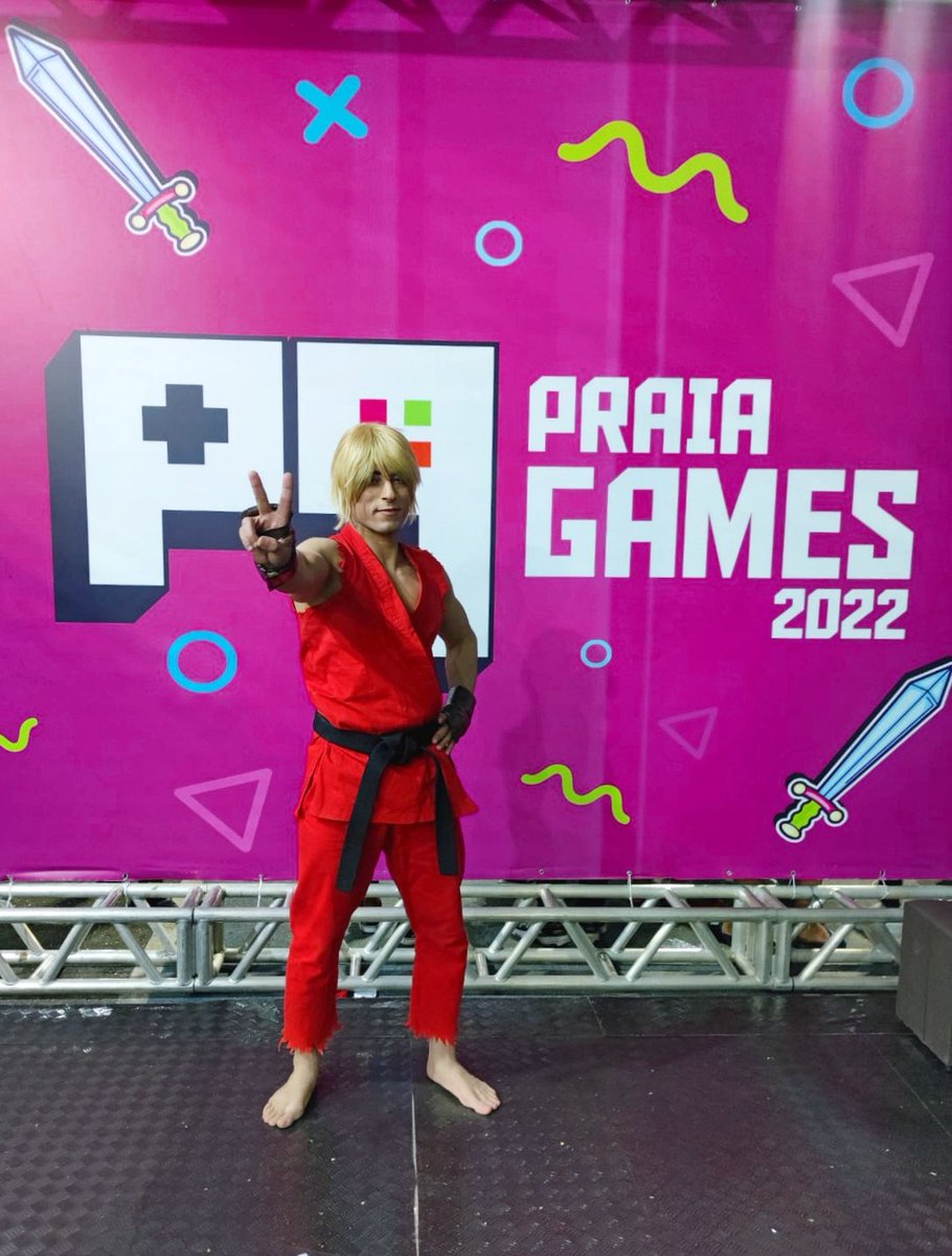 Ken Masters Street fighter 4 cosplay 💜