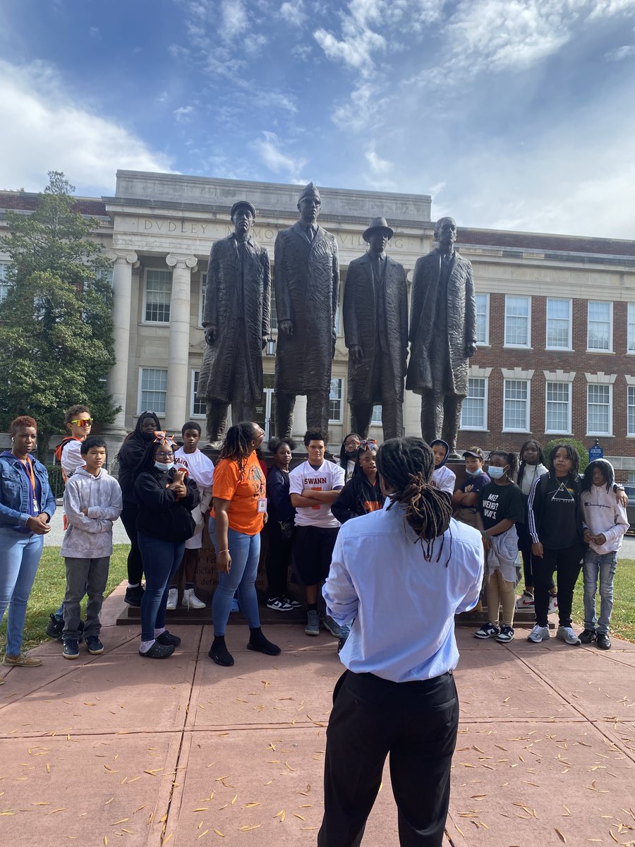 NCAT_VIL_MM's tweet photo. #NCAT Wellness Day Fall 2022: The present inspiring the future. #GCS @SwannMiddle School students enjoyed a day of 3D design, robotics, and coding activities, a stem career game and discussion with a campus tour led by #NCAT #STEM college students. #VerizonInnovativeLearning https://t.co/hYPthoSKHy