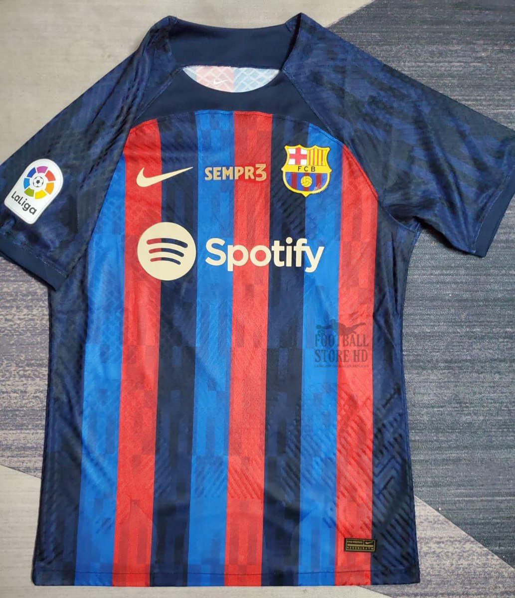 🚨 SORTEAMOS LA CAMISETA DE LA DESPEDIDA DE PIQUÉ CON EL #SEMPR3‼️

👉🏼 Para participar:

1️⃣ RT y LIKE al tuit
2️⃣ Seguir a <a href="/Polyccio8/">Pol Alonso 🎙</a> y @FootballStoreHD

✈️ Envíos a todo el mundo.

🎁 Daremos el ganador mañana tras el último partido de Piqué con el FCB.

🍀 ¡Mucha suerte a todos!