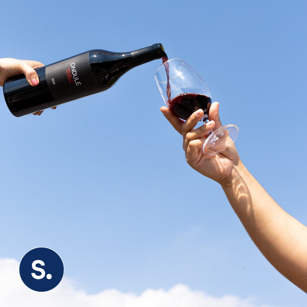 statementwwd's tweet photo. It's International Merlot Day!🍷

What better way to celebrate than checking out the following?

➡️ J. Lohr 2016 Paso Robles (@JLohrWines)
➡️ La Jota Vineyard 2018 Merlot (@LaJotaWines)
➡️ Château La Fleur-Pétrus 2011 Pomerol
➡️ Rue Naujac 2019 Lot 33 Merlot Columbia Valley https://t.co/sv474M7P6G