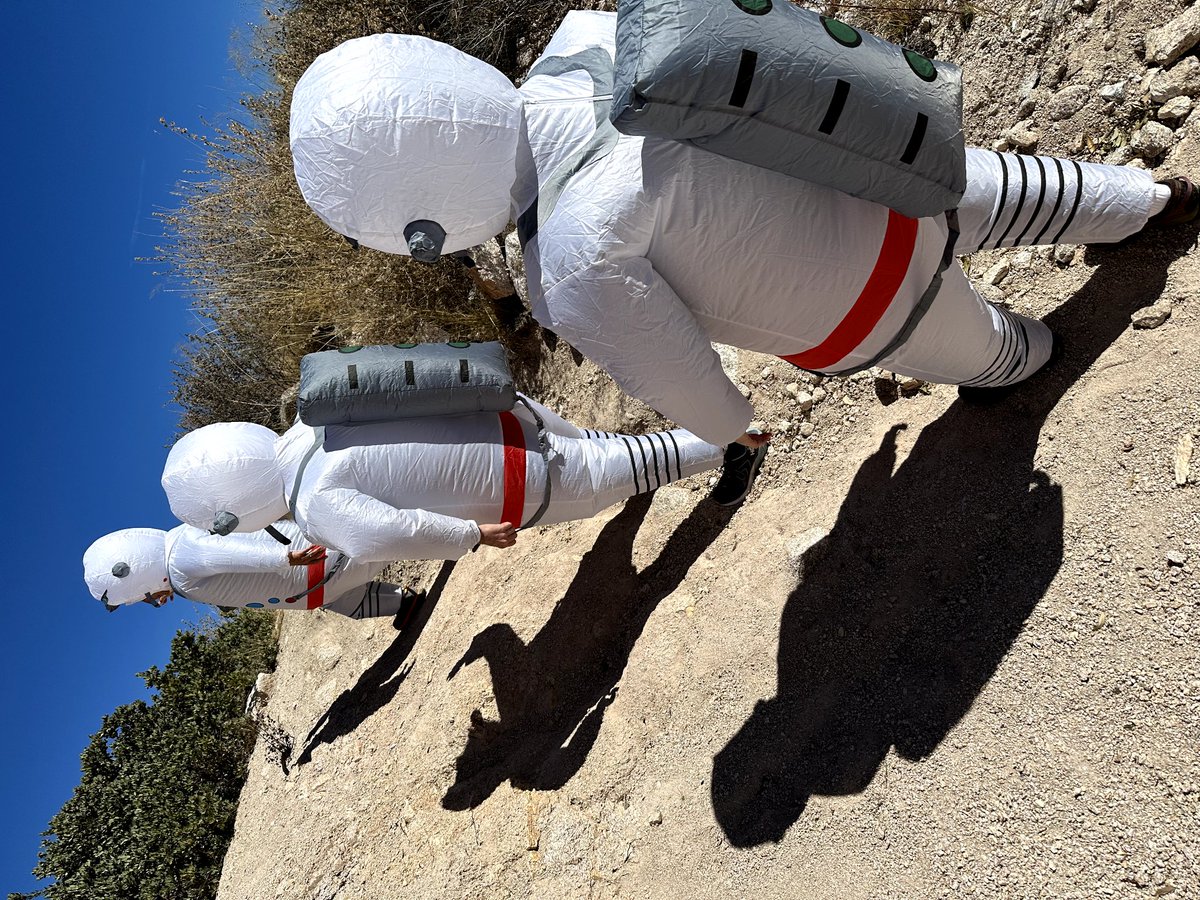 As you're learning from your fellow peers this week, remember to make note of your big takeaway. Bring this new idea with you to share your #QMmoonshot during Wednesday's closing session! Enjoy the conference! 👨‍🚀🚀 
#QMConnect #QMshenanigans