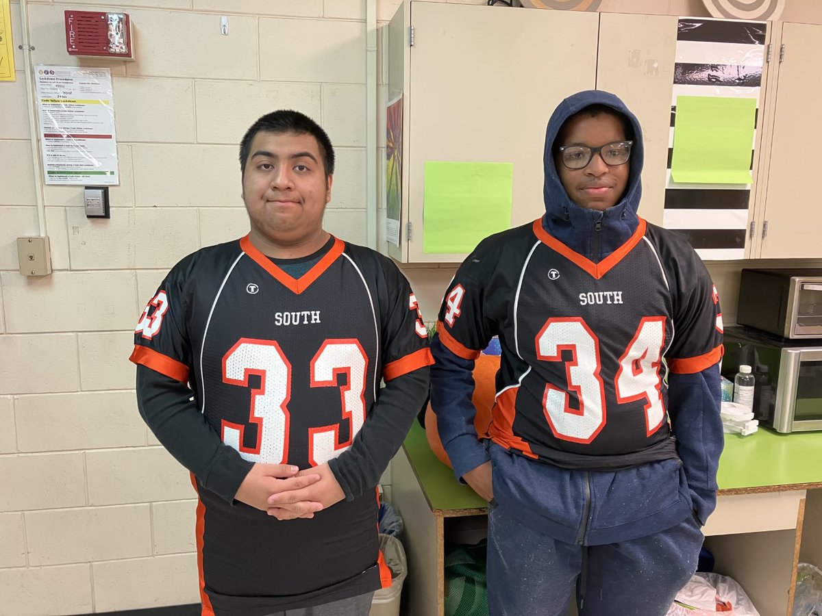Join us in cheering for our students from <a href="/FollowTheTeddy/">Roosevelt HS</a> <a href="/SouthHighMpls/">Minneapolis South</a>  competing at the Minnesota State Unified Bocce Competition this Thursday, Nov. 10. Good luck Elija, Levi, Alan, Jayden, Sophia, Zoe, Farah and Fathi! #MPSproud