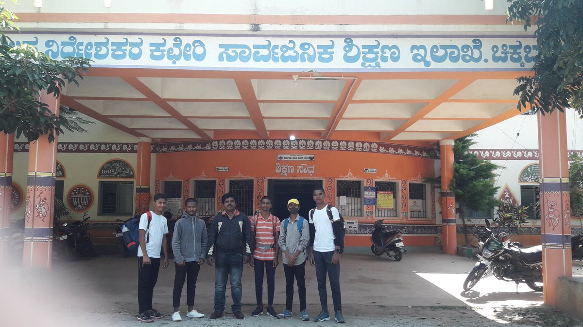 MMDRSPsandra's tweet photo. @DOMGOK Respected Sir Our School Children Participating In State level competition at Kolar District https://t.co/ScZq9zKpZg