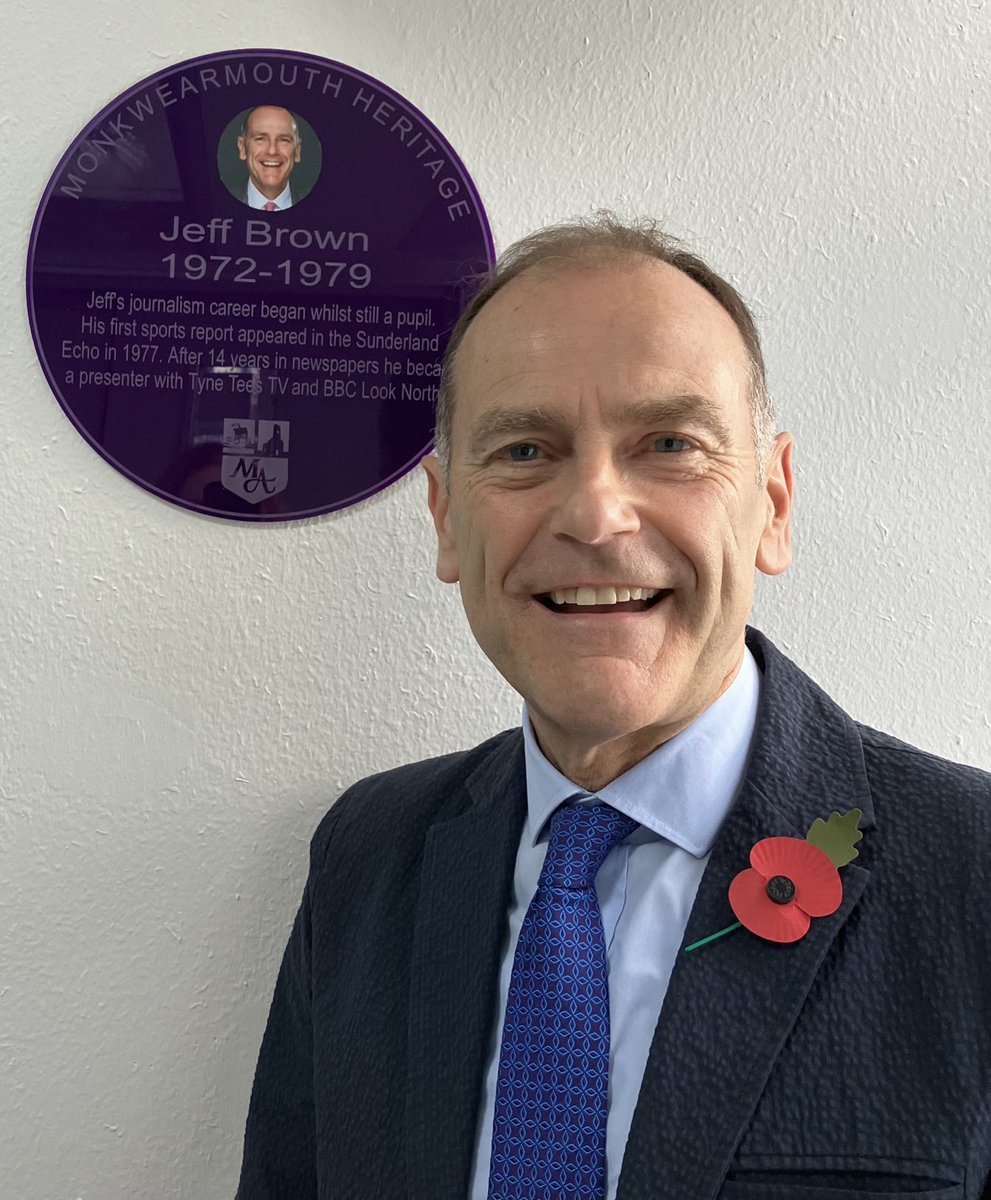 Well that was nice! Recognised by my old school (along with the lovely ⁦<a href="/melaniejhil/">Melanie Hill</a>⁩ and my old physics teacher, Mel Francis) ⁦<a href="/MonkAcademy/">Monkwearmouth Academy</a>⁩ #humbled