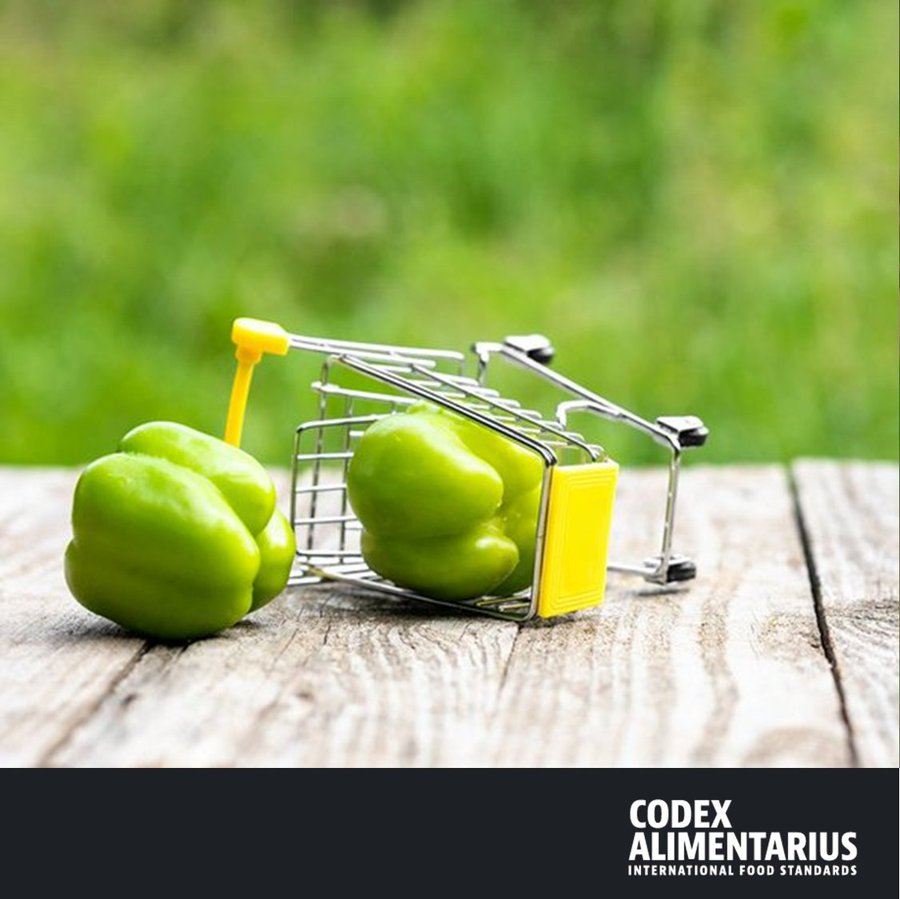 FAOWHOCodex's tweet photo. 📝 | The ramifications of the cost of unsafe food go far beyond human suffering. 

👉#FoodSafety threats cause an enormous burden on economies from disruptions or restrictions in global and regional agri-food trade, loss of food and associated income and wasted natural resources. https://t.co/KWVWGy2GUj