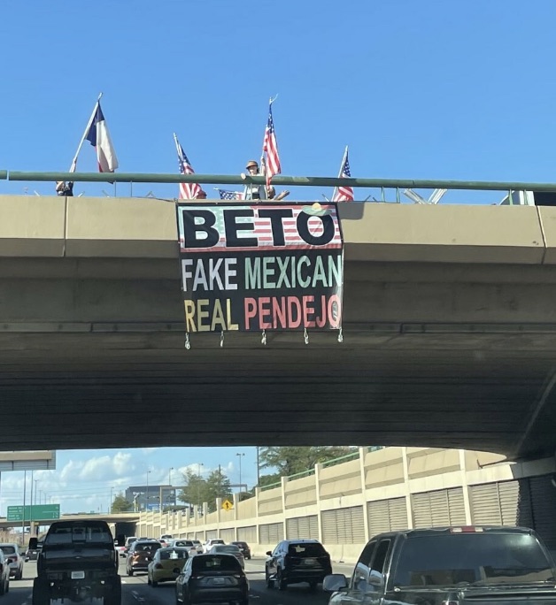 chris_duehring's tweet photo. beto is a FAKE Mexican, but a REAL pendejo! #BetoSucks #ProLoser #DumpHisAss https://t.co/QGISbBUEmR