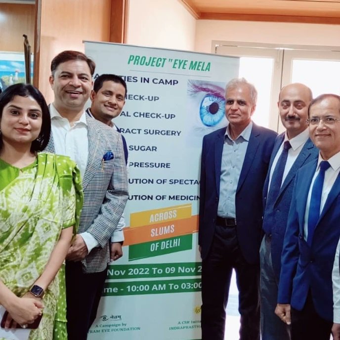 NetramEyeCentre's tweet photo. "We served those who serve the people." 
Netram Eye Foundation in association with IGL organised Project Eye Mela, vision screening for around 200 Judges of Saket Court along with entire staff throughout the hierarchy were checked, provided free spectacles and medicines. https://t.co/0h7SHnBskv