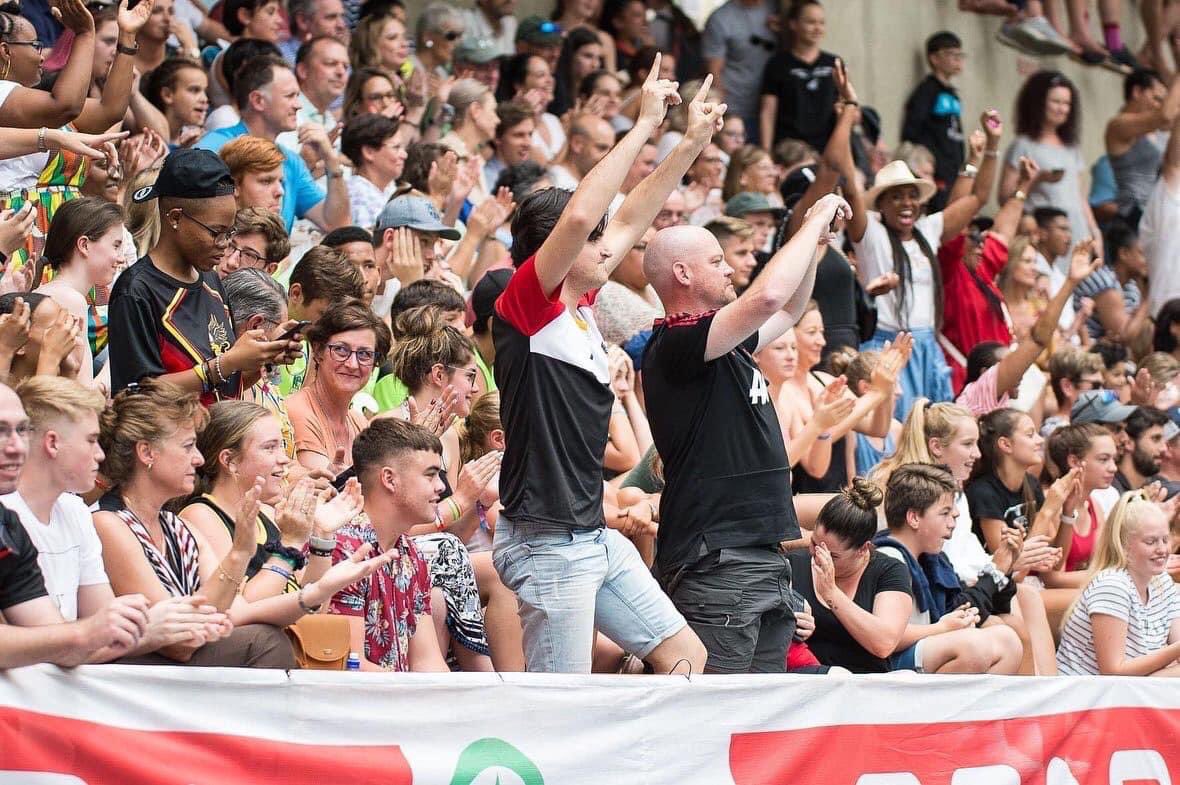 We are just over a month away from the start of PSi Nationals in Cape Town. 

Be part of the biggest indoor hockey celebration in the world from 15-22 December. 

Did you know: 
Currently PSi consists of 30 Franchises across Southern Africa, with over 5000 registered players.