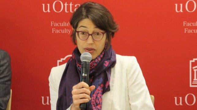 À écouter notre collègue, <a href="/LuisaVeronis/">Luisa Veronis</a> qui lance la 10e semaine de l'#immigration francophone, au micro de <a href="/GabSabourin/">Gabrielle Sabourin</a>, <a href="/iciradiocanada/">Radio-Canada</a> ici.radio-canada.ca/util/postier/s…