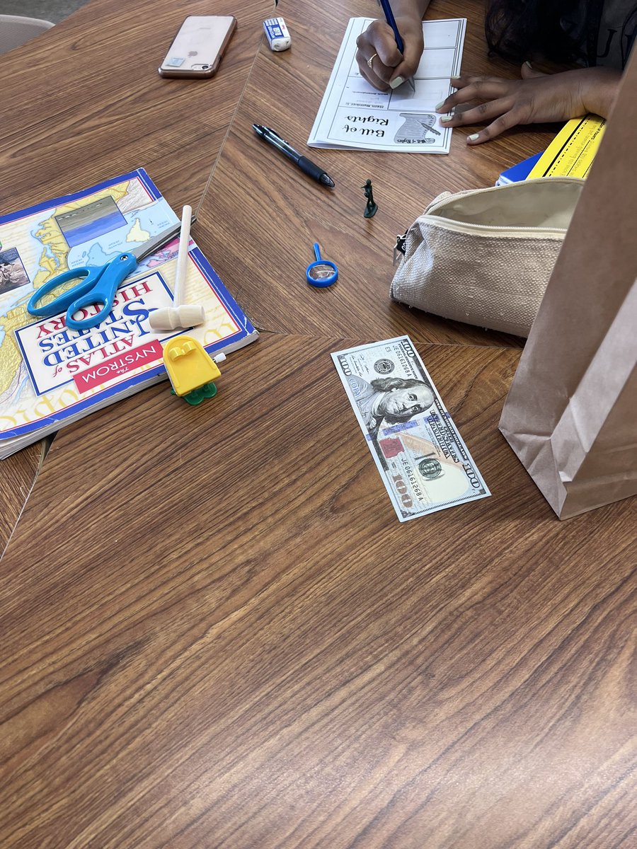 Coach Anderson (@coach_anderson9) on Twitter photo Today is our brown bag activity for the Bill of Rights! Students had to justify which object represented which amendment and why! Today is our brown bag activity for the Bill of Rights! Students had to justify which object represented which amendment and why!