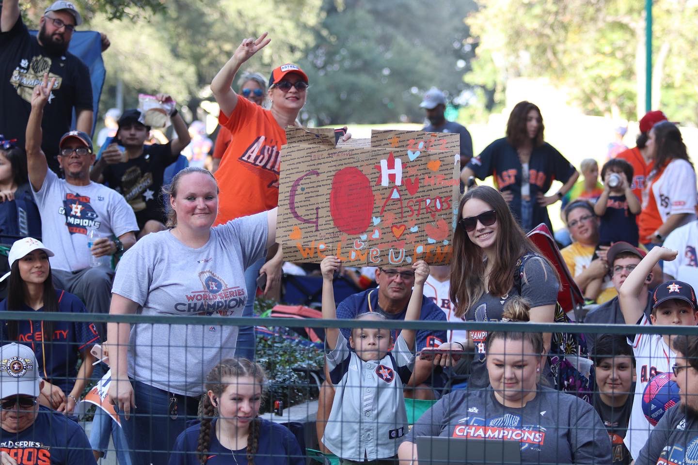 City of Houston on X: The calm before the storm! #Astros parade