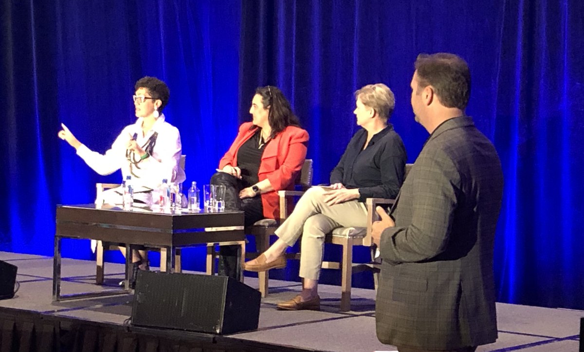 #QMConnect Conference keynote panelist discussing how its time for a new possible vs a new normal @DrMJBishop <a href="/YakutGazi/">Yakut Gazi</a> <a href="/sewsueme/">Suzanne Walsh</a> <a href="/markmilliron/">Mark David Milliron</a> <a href="/QMProgram/">Quality Matters</a>