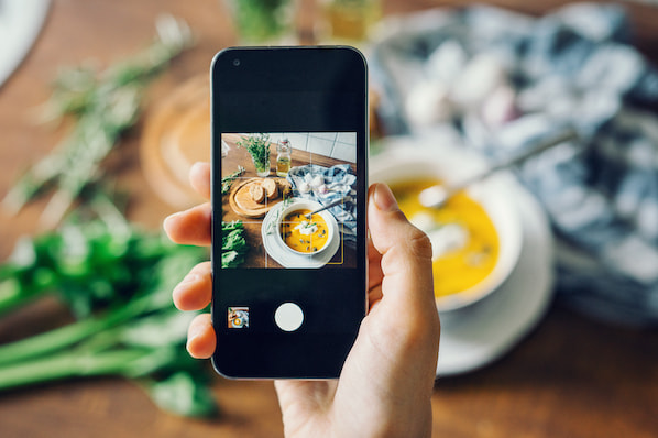 UncleJakeMedia's tweet image. Interested in making money on Instagram but don't know where to begin? Here's how you can monetize your Instagram content, from the HubSpot blog!
bit.ly/3W38DLh
#unclejakemedia #hubspotblog #contentmonetization