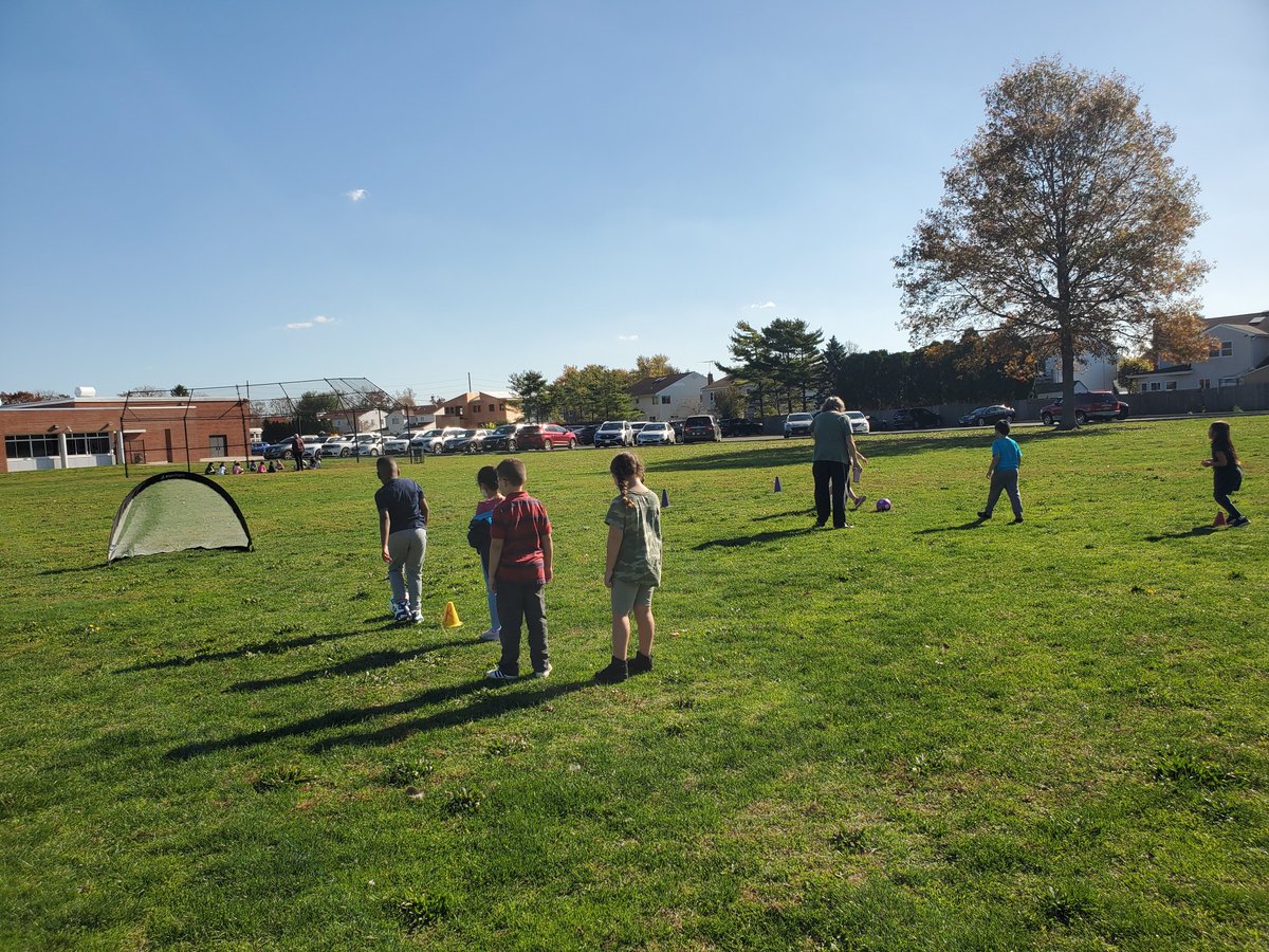 Ms.Cavallo tweet media