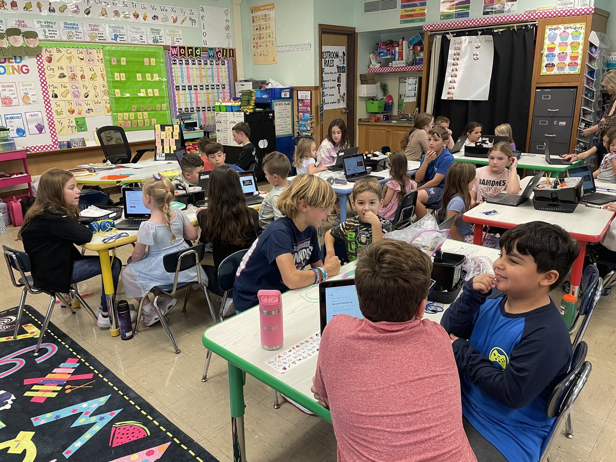 Jennifer Emberley tweet media