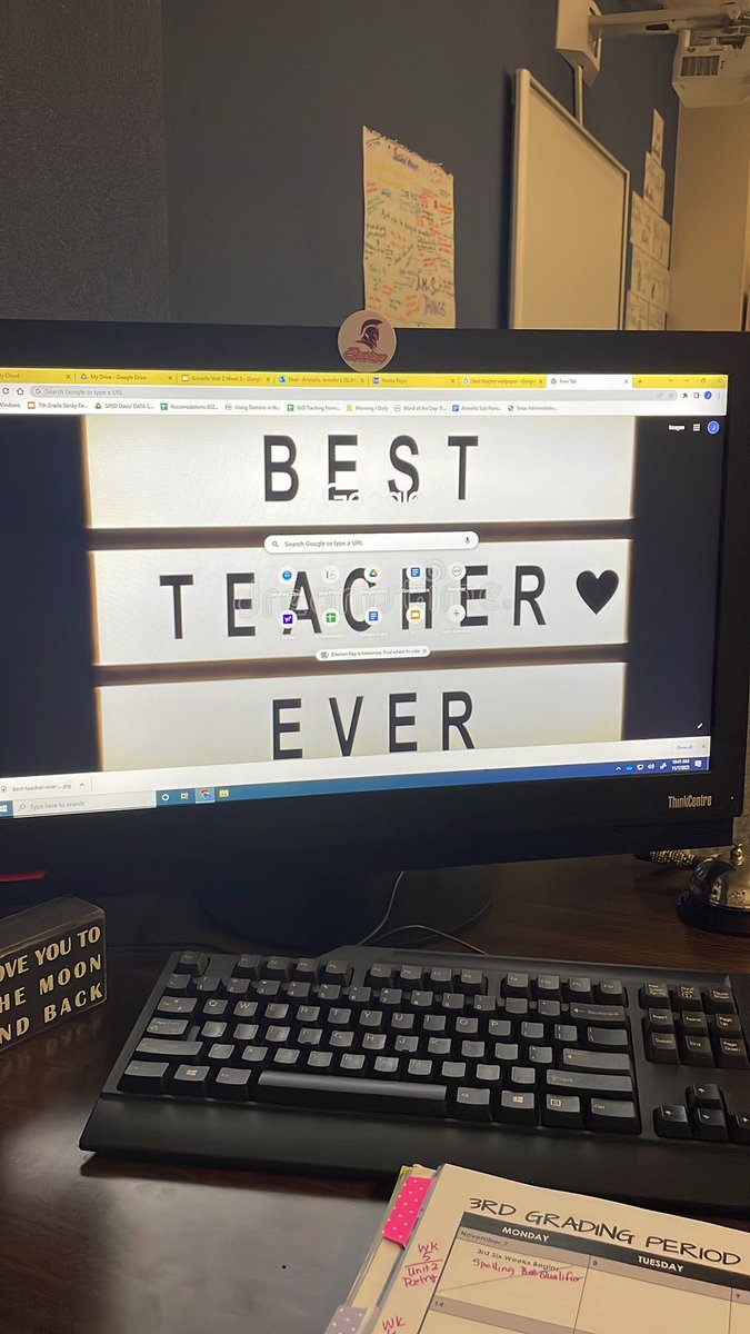 When your students change your background! 💕💕💕💕#SLJH