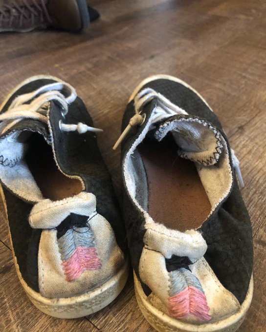 Who buys dirty shoes /socks ???? #dirtysocks #dirtyshoes #smellyshoes #feetworship #feet #feetfinder<a href="/tag/dirtysocks"class="tags">#dirtysocks</a><a href="/tag/dirtyshoes"class="tags">#dirtyshoes</a><a href="/tag/feet"class="tags"><span>#feet</span></a><a href="/tag/feetworship"class="tags"><span>#feetworship</span></a><a href="/tag/smellyshoes"class="tags"><span>#smellyshoes</span></a><a href="/tag/feetfinder"class="tags"><span>#feetfinder</span></a>