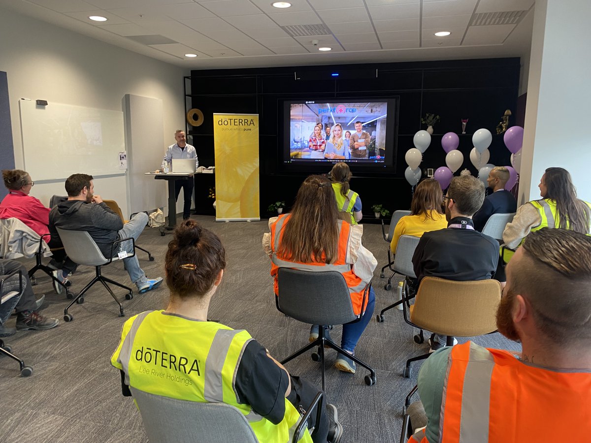 perkforce tweet media