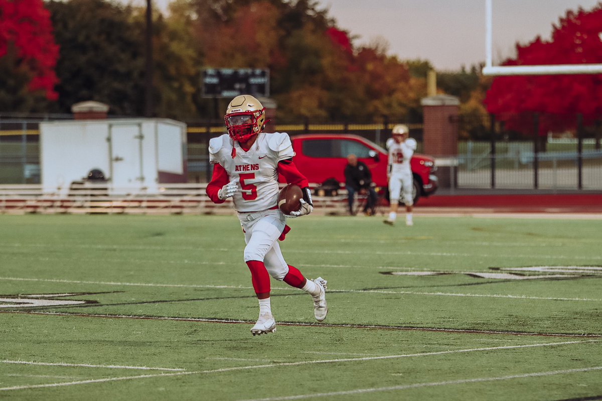 Check out my junior year highlights! hudl.com/v/2JaRCC <a href="/football_athens/">Athens Football</a> <a href="/CoachCookAthens/">Tom Cook</a> <a href="/MichFBFrenzy/">Michigan Prep Frenzy</a> <a href="/PrepRedzoneMI/">Prep Redzone Michigan</a> <a href="/TheD_Zone/">The D Zone</a> @goosepoop_fball <a href="/MIexposure/">Michigan exposure</a>