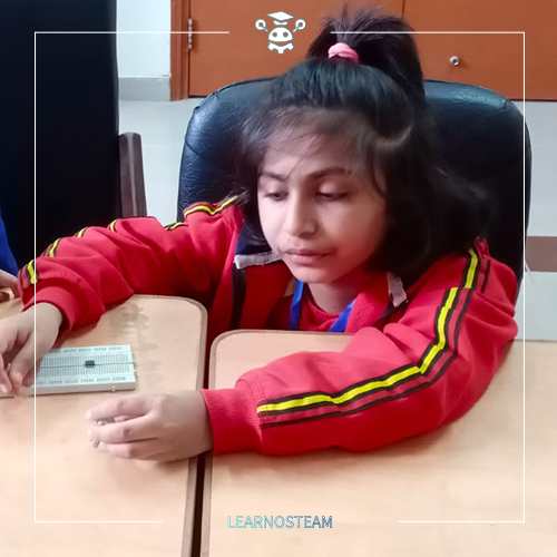 learnobots's tweet image. Introduction to ICs provides general education in Computer Science and Software Development. Computers have revolutionized the way we live today. And every kid in this digitally revolutionized era must have at least the basic knowledge about them

.
.
.
.
.
#LearnOBots #Education