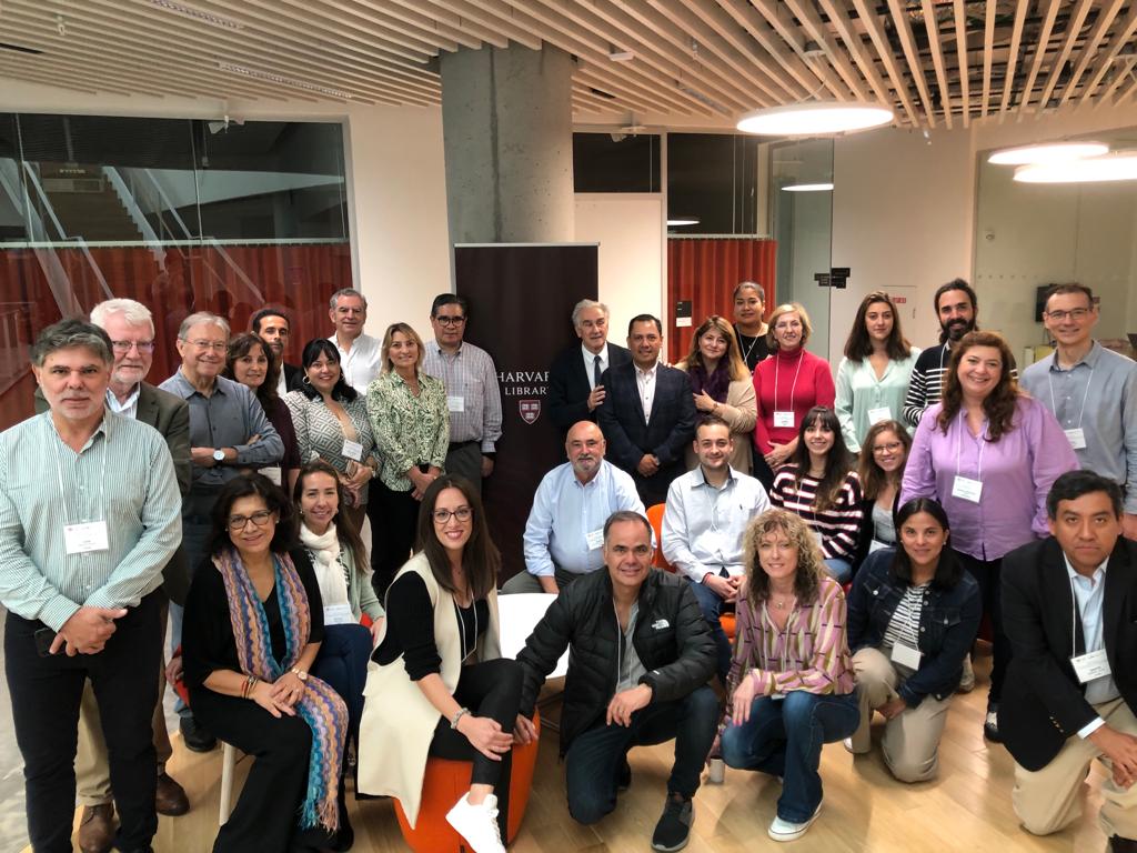 aceleralitoral's tweet image. @Nandita_santafe, junto al equipo de @MetaRedX, Responsables y Directores de Unidades de Emprendimiento en España y LATAM, participan del taller desde Boston, en el Campus de Harvard University.

#emprendimiento #MetaredX #Harvard #IAP