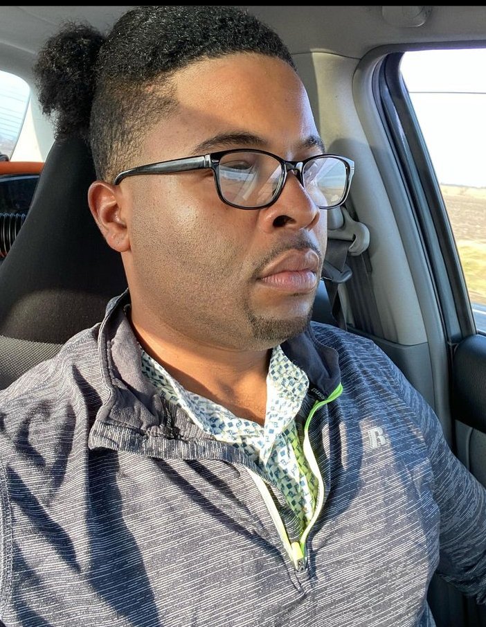 You females want to learn another language? American sign language? It's my main mode of communication due to my deafness. I'm a loner and ready to date a fine female.