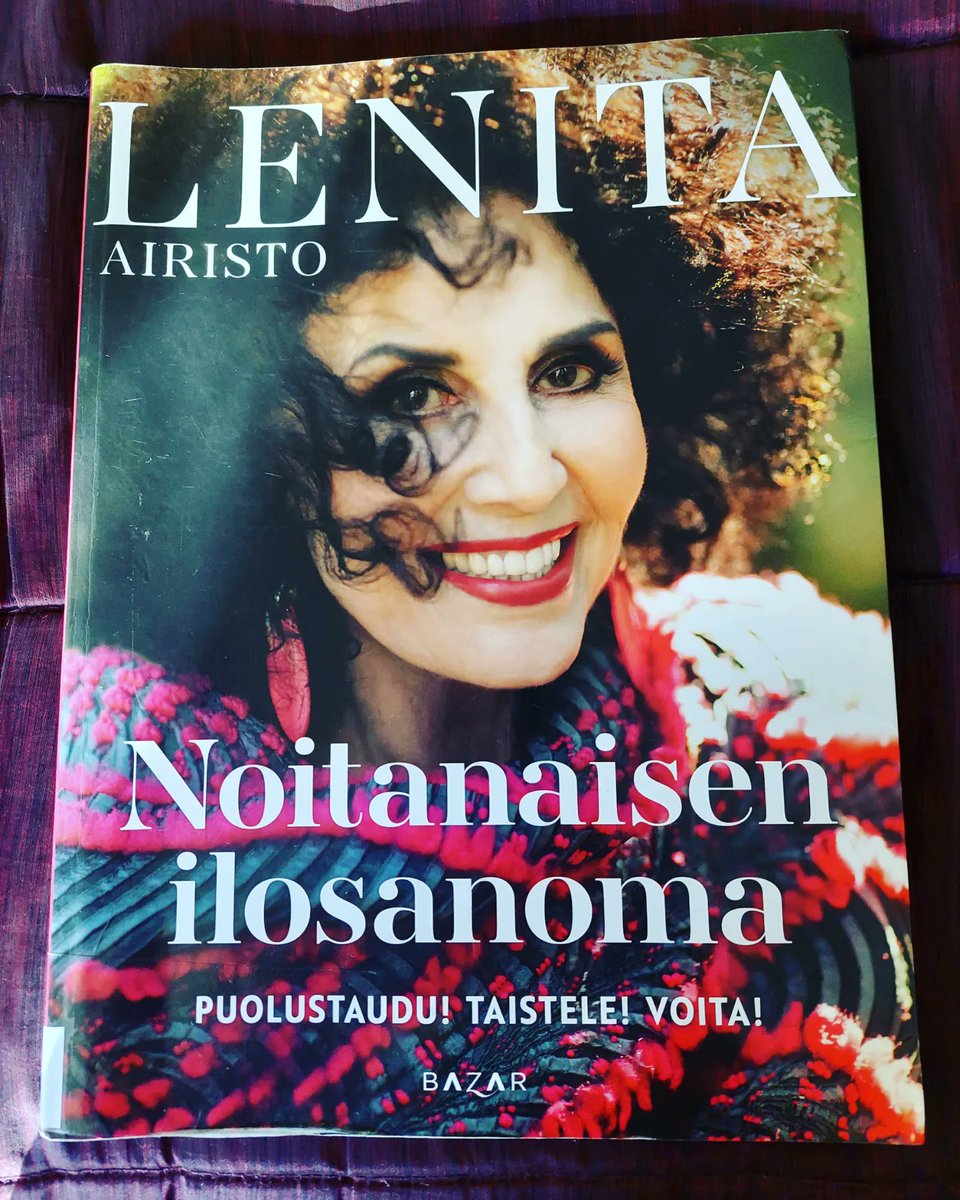 Olihan napakymppi kirja #lenitaairisto ja @BazarKustannus 💯 👌