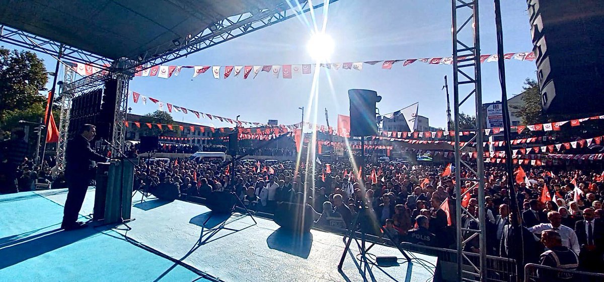 Mustafa_Destici's tweet photo. Malatya Mitingimizin hazırlanması ve gerçekleştirilmesinde emeği olan yöneticilerimize, teşkilat mensuplarımıza ve katılım gösteren tüm dava arkadaşlarımız ile vatandaşlarımıza şükranlarımı sunuyorum.

Teşekkürler Malatya https://t.co/rcI1V8fAES