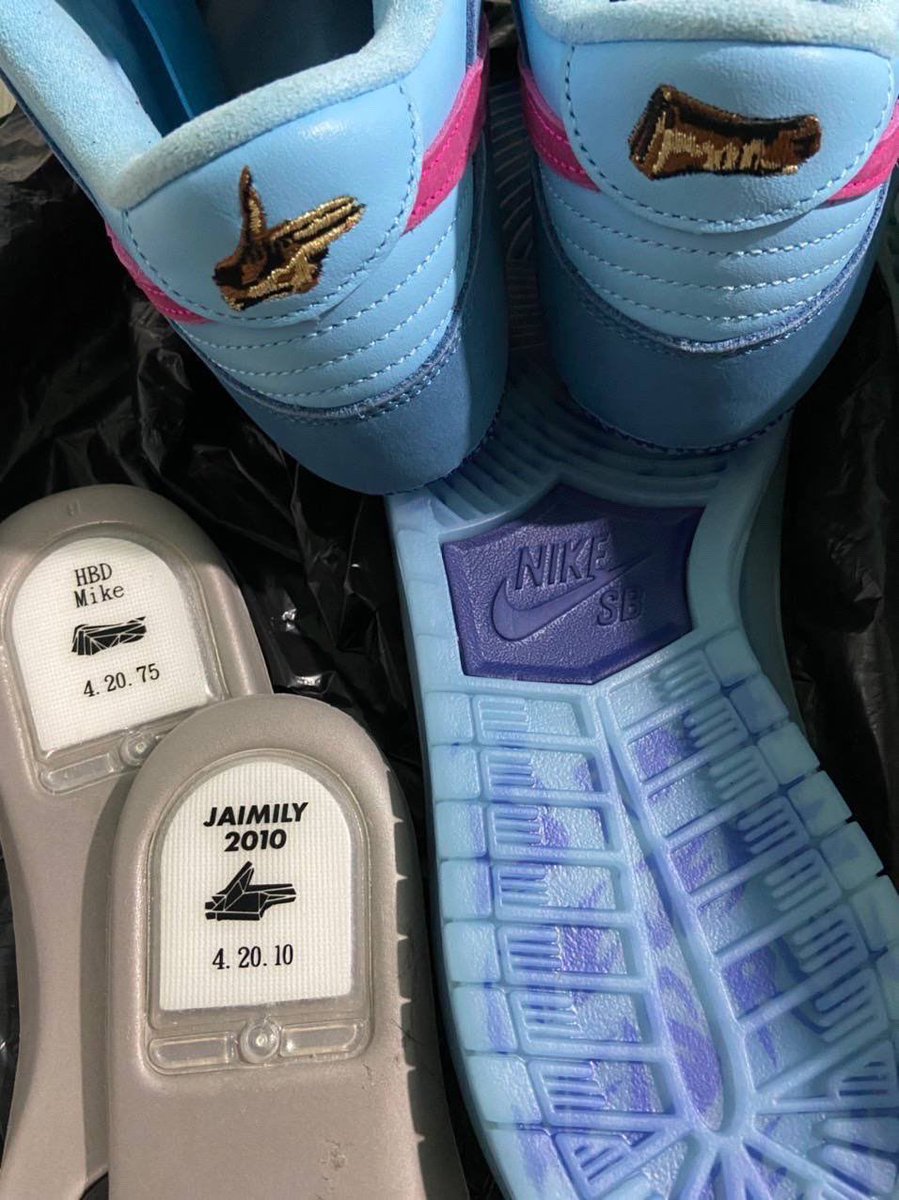 FIRST LOOK: Nike SB Dunk x Run The Jewels, you guys feeling this color blocking?