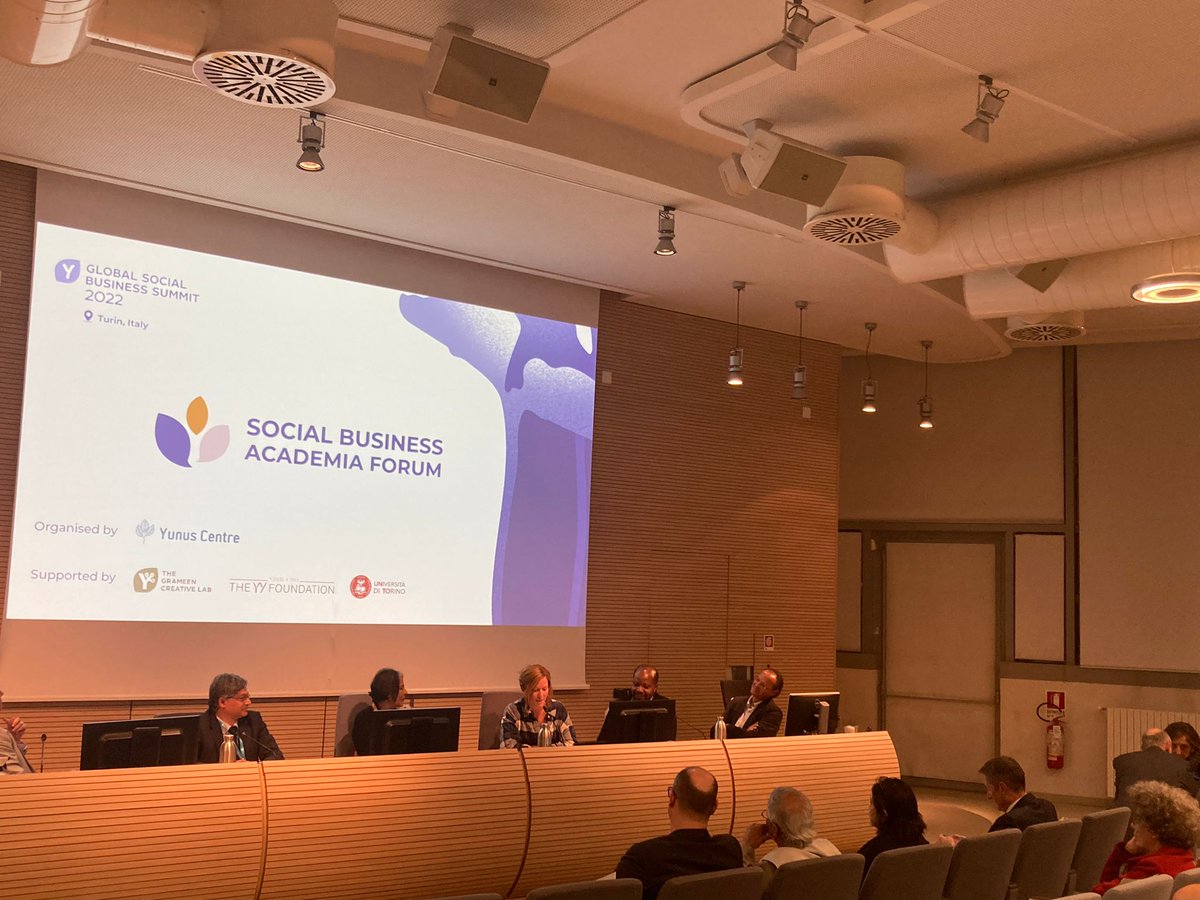 SBCBarcelona's tweet photo. 🗨️Aquesta tarda participem al Social Business Academia Forum parlant dels reptes i claus d'èxit de les col·laboracions que tenim dins la Xarxa Global Yunus🤝 https://t.co/G1nZ9c58lI