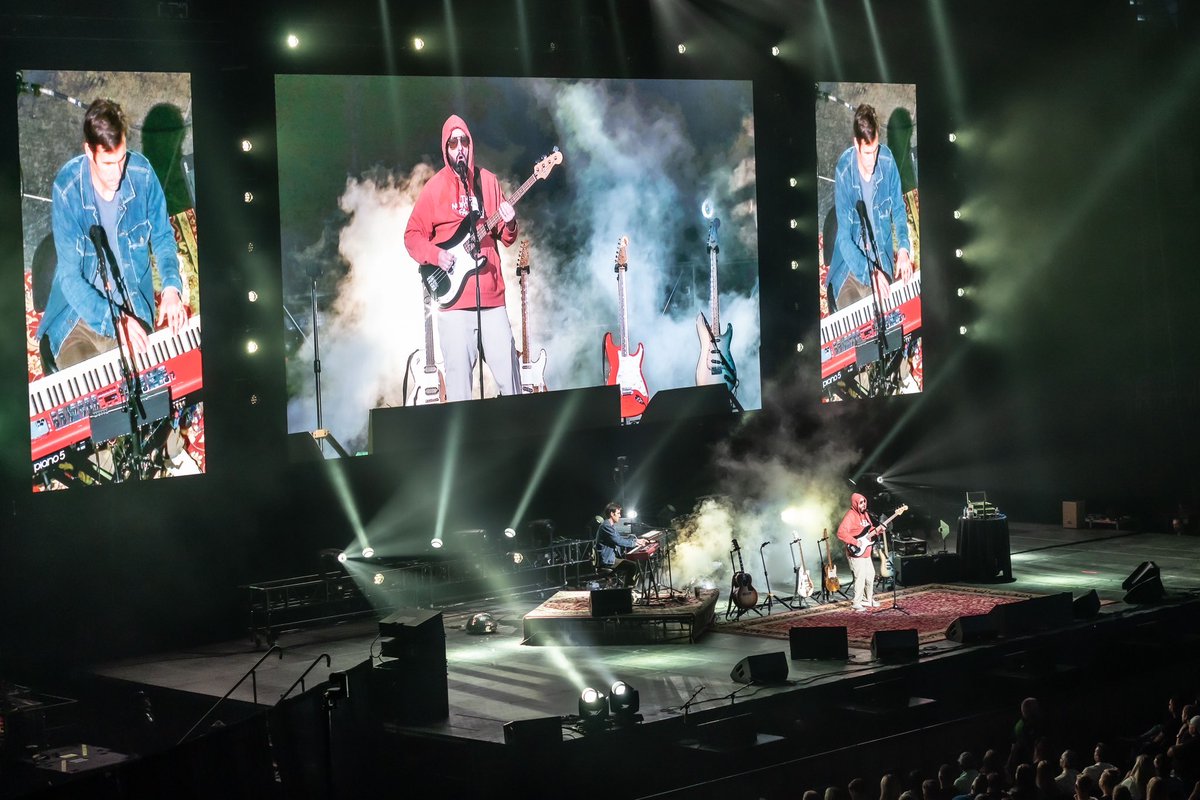 AdamSandler's tweet image. 