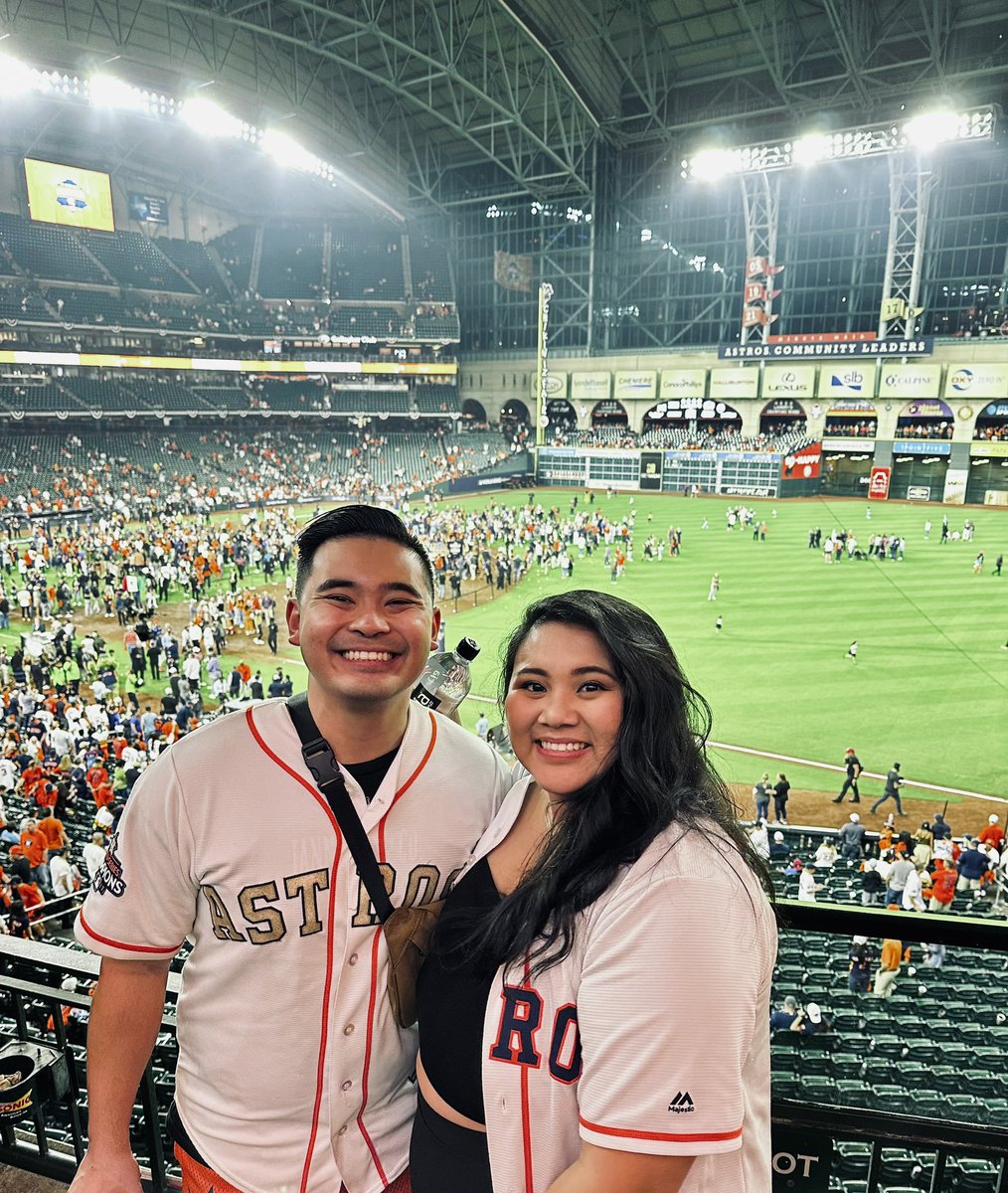 _rachelanneee's tweet photo. Woke up yesterday morning on the couch still in our jerseys 🥲 still not over this experience https://t.co/v4PVT6Ofdk