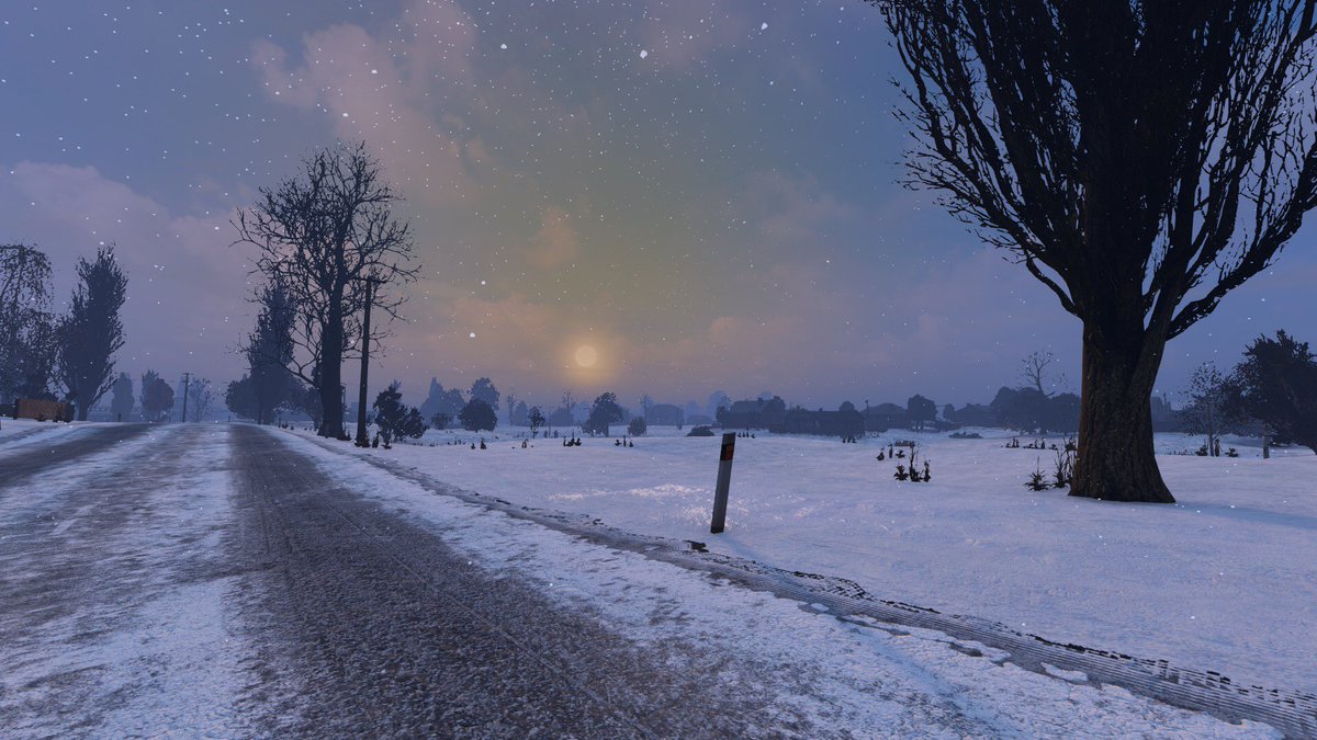 ItzQueenie_'s tweet photo. Nash’s Cannibal Cult featuring ZERO servers Winter Chernarus 🥶❄️ @NashDayZ
#DayZ #screenshots #WinterChernarus https://t.co/2aF0Z0hAU4