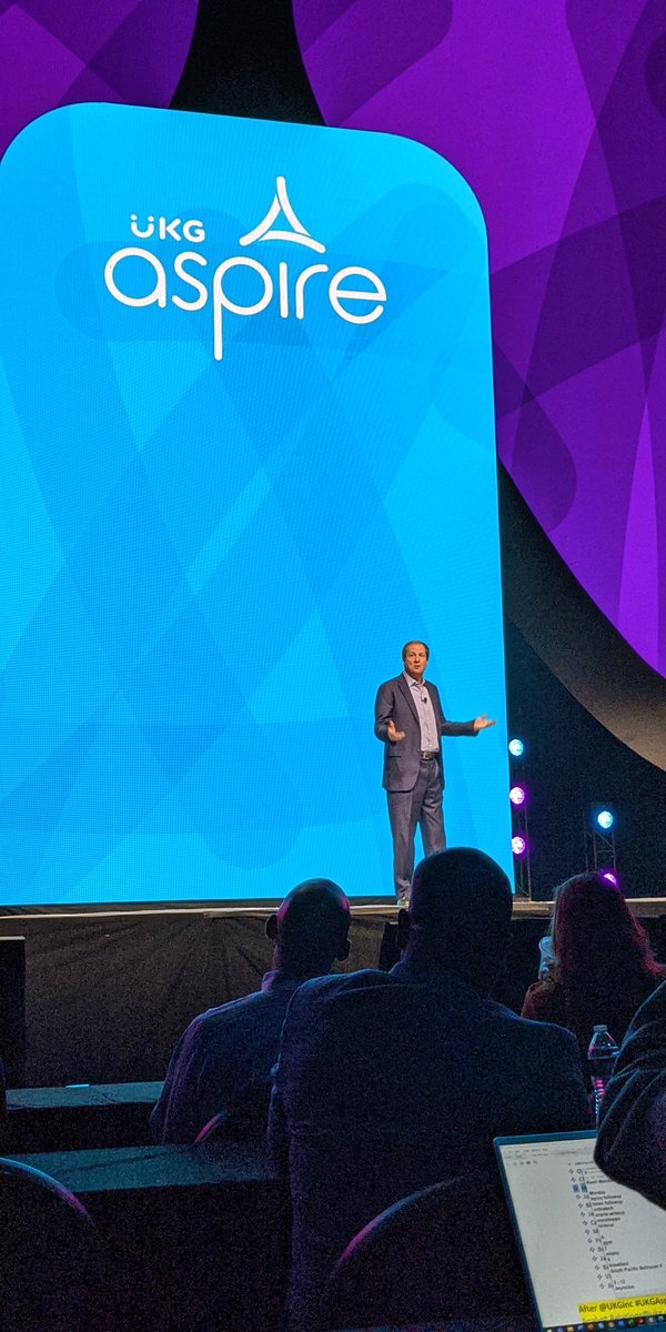 Holger Müller #EnterpriseAcceleration tweet media