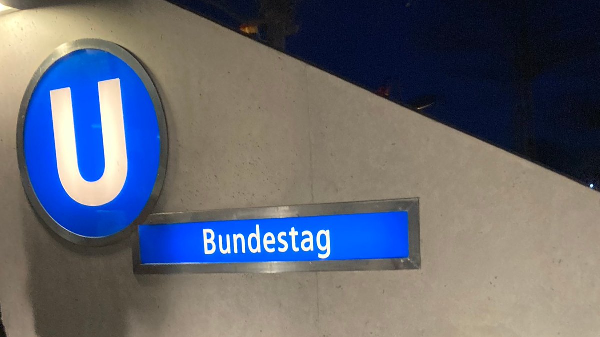 lasse_puetz's tweet photo. Spannende Diskussionen zum Thema Unternehmensmitbestimmung heute in der öffentlichen Anhörung des Ausschusses für Arbeit und Soziales des Deutschen Bundestags. Ich habe mich sehr gefreut, dass ich als Sachverständiger dabei sein durfte! https://t.co/5Tx3tylAy3
