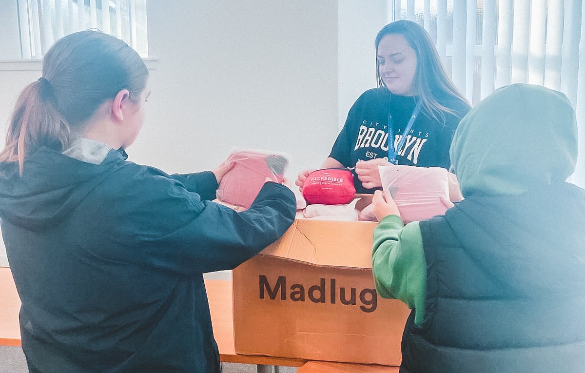 wearemadlug's tweet photo. 300 pack-away travel bags sent to Angus Council – all funded by your purchases 🙌 Thank you for supporting the Madlug movement and for ensuring every child in care can move with value, worth and dignity. #madlug #madlugbags #madlugbackpacks #makeadifference #buyonegiveone https://t.co/fdVAtW0meL