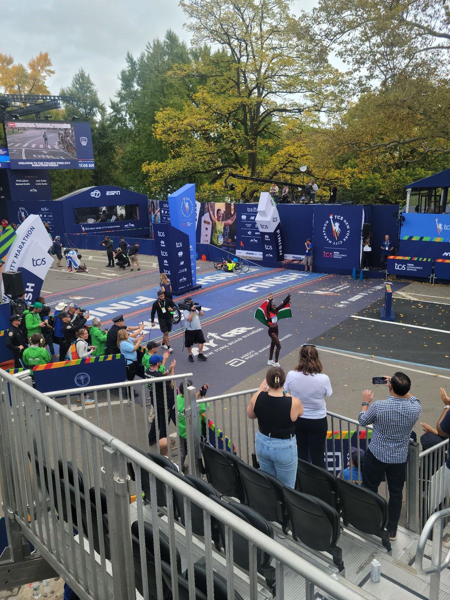 fusionimaging's tweet photo. That's a wrap on our 8th Successful New York Marathon! Thank you to our team, New York Road Runners (NYRR), and all of the Fusion and C2 employees who made this so successful. 

#C2 #VomelaCompanies #Vomela #newyorkmarathon #Marathon #NYRR https://t.co/c0jqnVK53d