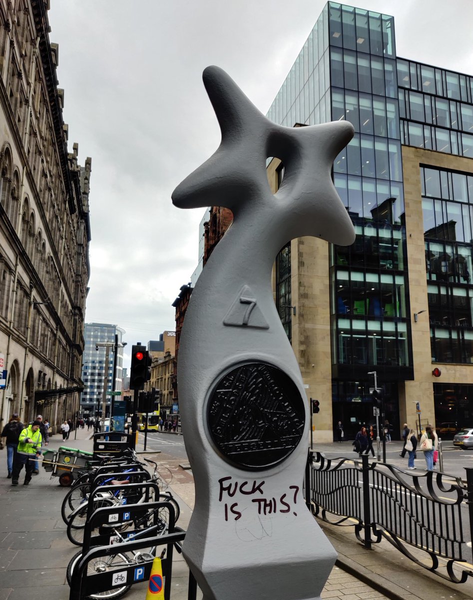 NoContextBrits's tweet image. 