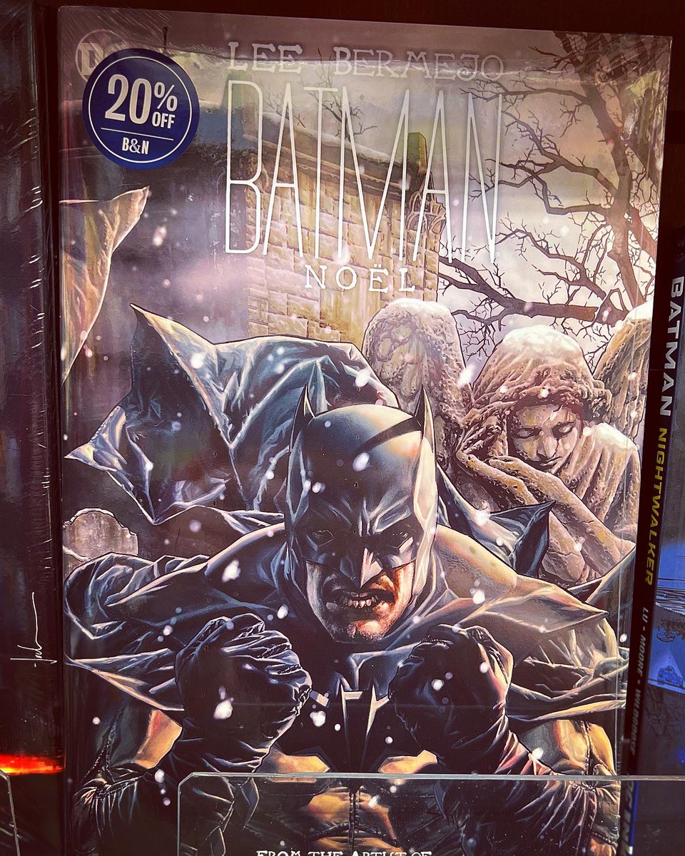 Holy Graphic Novel sale Batman! This week all Batman Graphic Novels and kids books are 20% off!! #bnmacon #barnesandnoble #barnesandnoblemacon #bnvolved