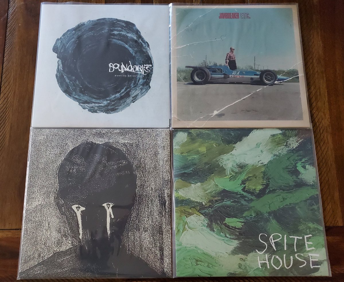 New Vinyl pick ups! ✌️✌️

#Boundaries #Jawbreaker #Thedevilwearsprada #Spitehouse
#Vinyl #Music #Spotify #AppleMusic #New