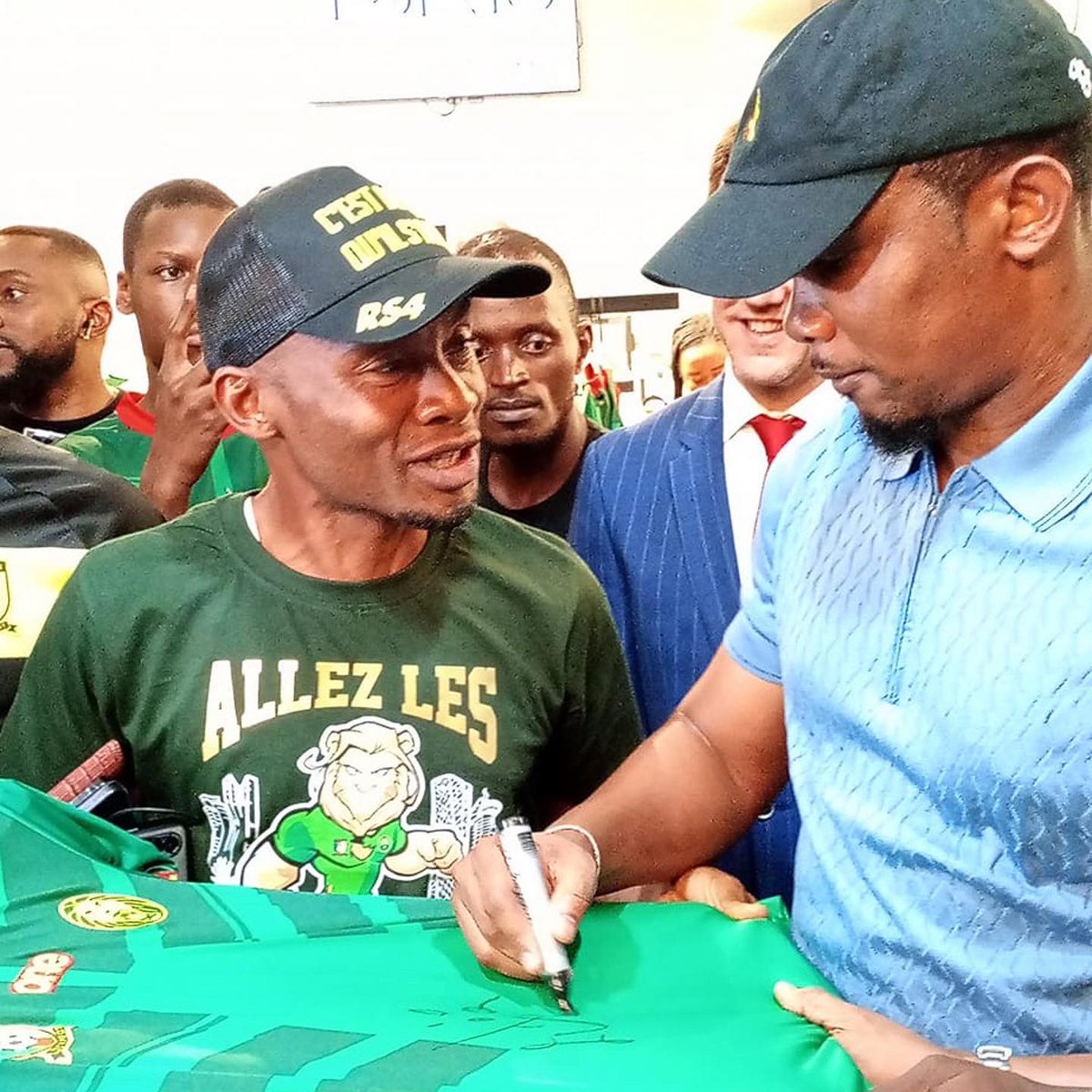 SamuelEtoo's tweet image. They’re here! 🇨🇲 Thank you to everyone who came to buy their jersey in support of the Indomitable Lions. Less than two weeks to go. #AllezLesLions