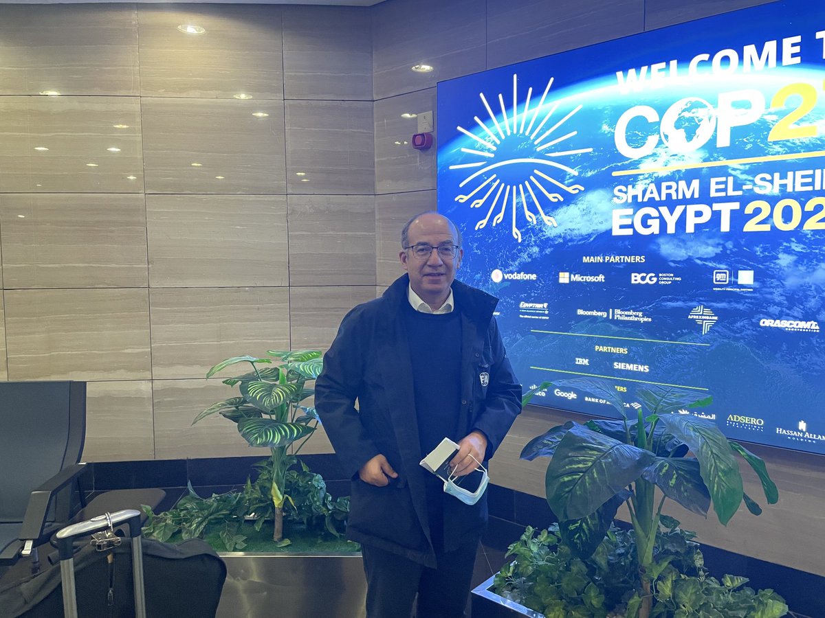 Llegando a El Cairo, Egipto, para participar en la #COP27 sobre #CambioClimático en Sharm El-Sheikh. Largo viaje, en mi opinión, pocas expectativas de avance significativo en esta ocasión. Muchos países en franco retroceso, incluyendo por desgracia México.