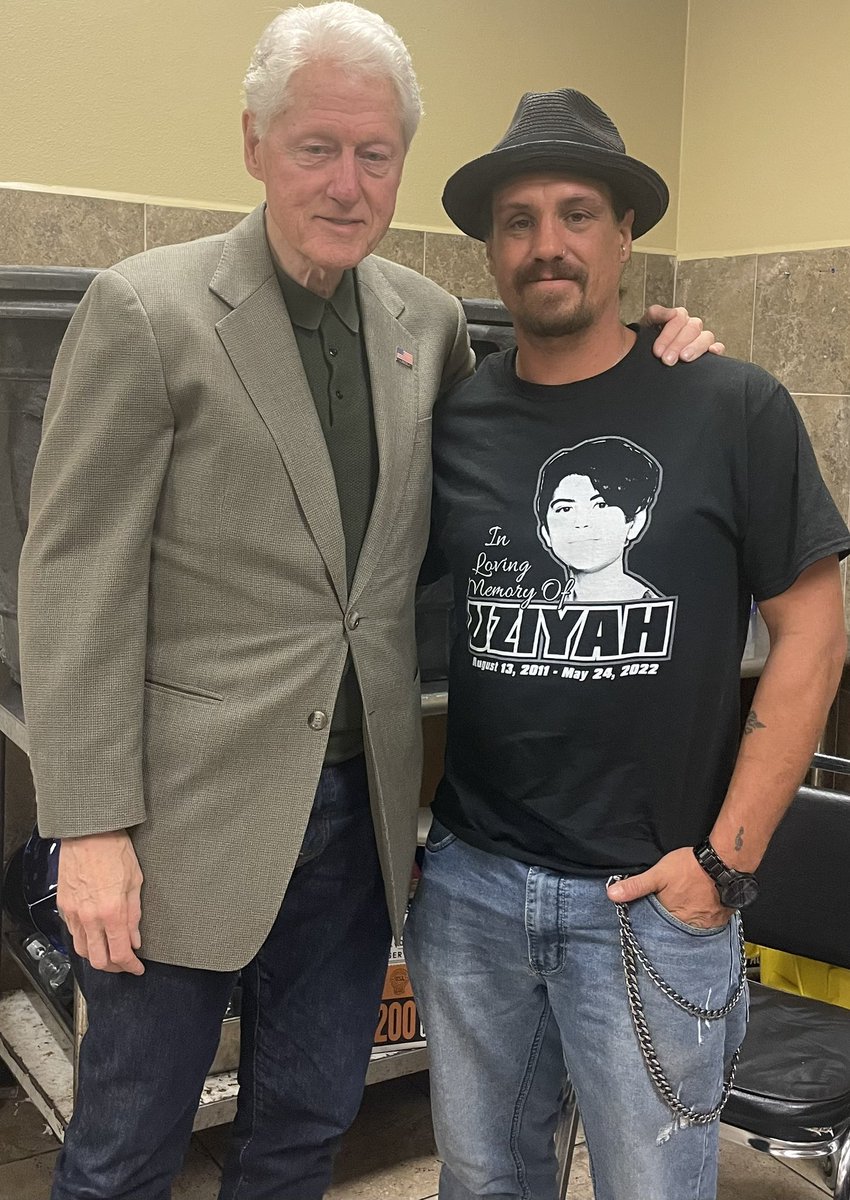 Bill Clinton shows support for Democrats in midtem elections 2022 |  kens5.com