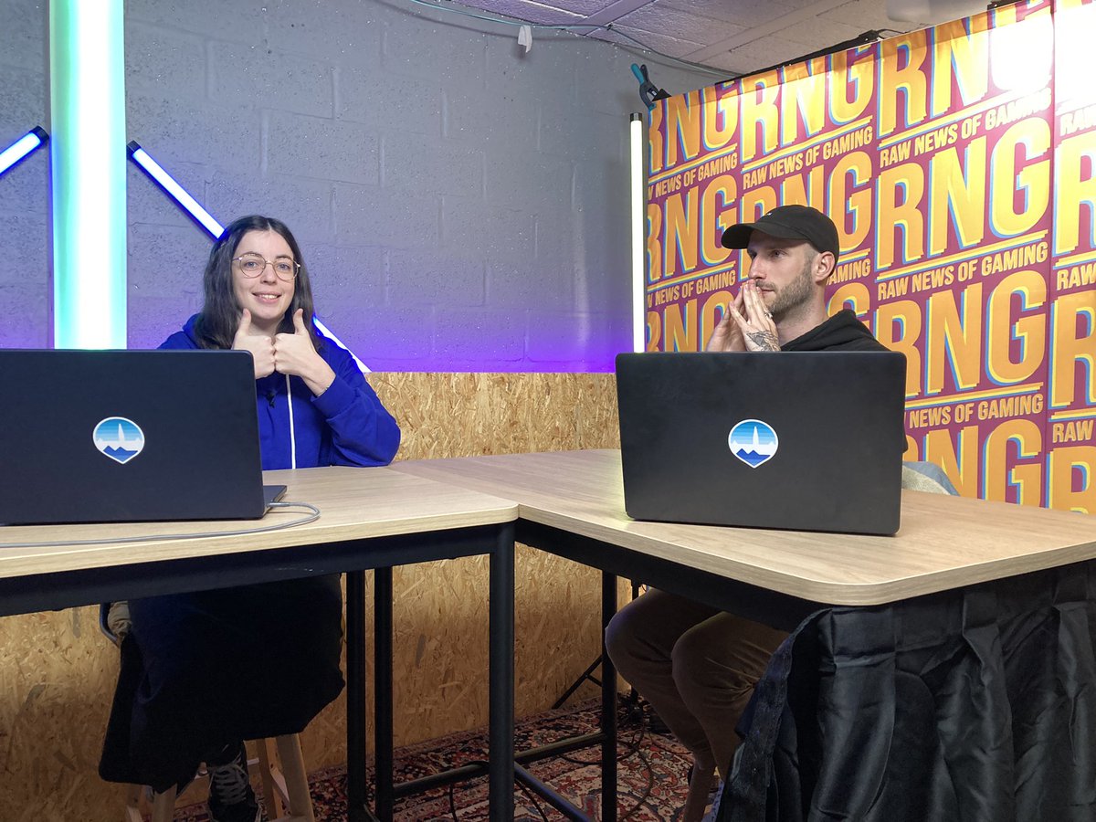 CheckpointBVC's tweet image. On est en live à 19h tous les lundis et putain quoi ??? ON EST LUNDI ! VENEEEEEEEEEEZ !!!!