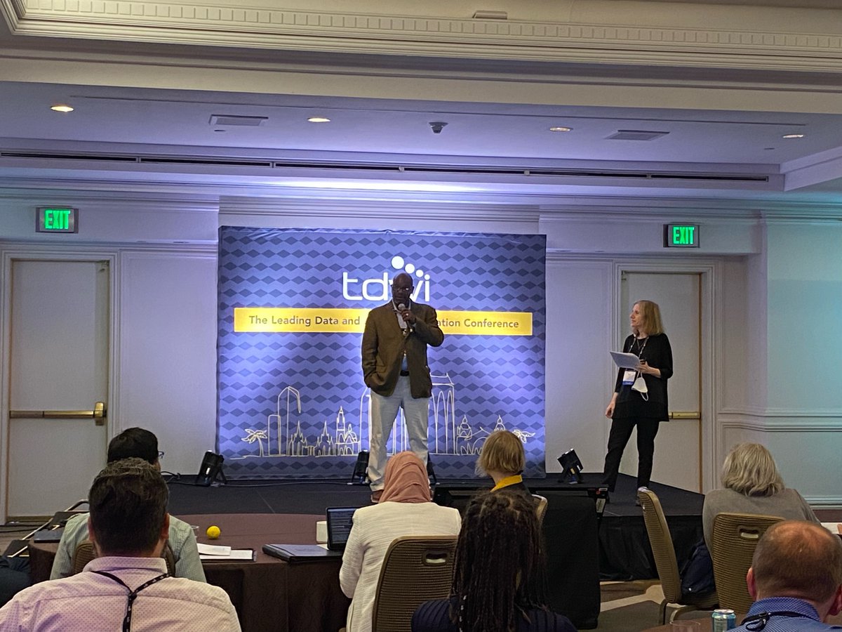 Steve Fuller giving a brief overview of <a href="/StardogHQ/">Stardog</a> at the <a href="/TDWI/">TDWI</a> executive summit in Orlando. #TDWIOrlando #ExecSummit #dataandanalytics #semanticlayer #knowledgegraph