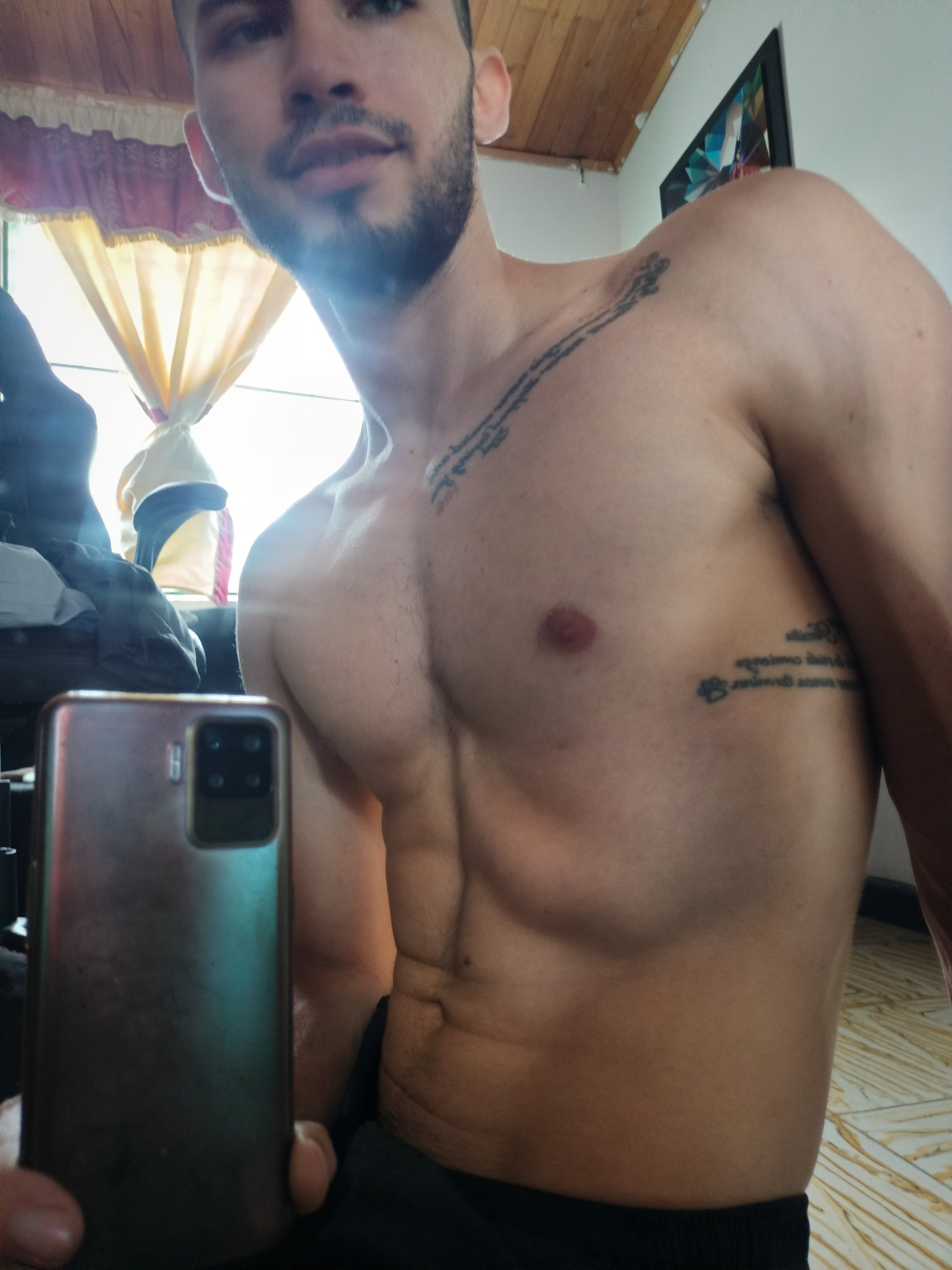 chest monday 🔥 #amateur 💪 #dick #bigcook https://t.co/IQoIn7jM9u
