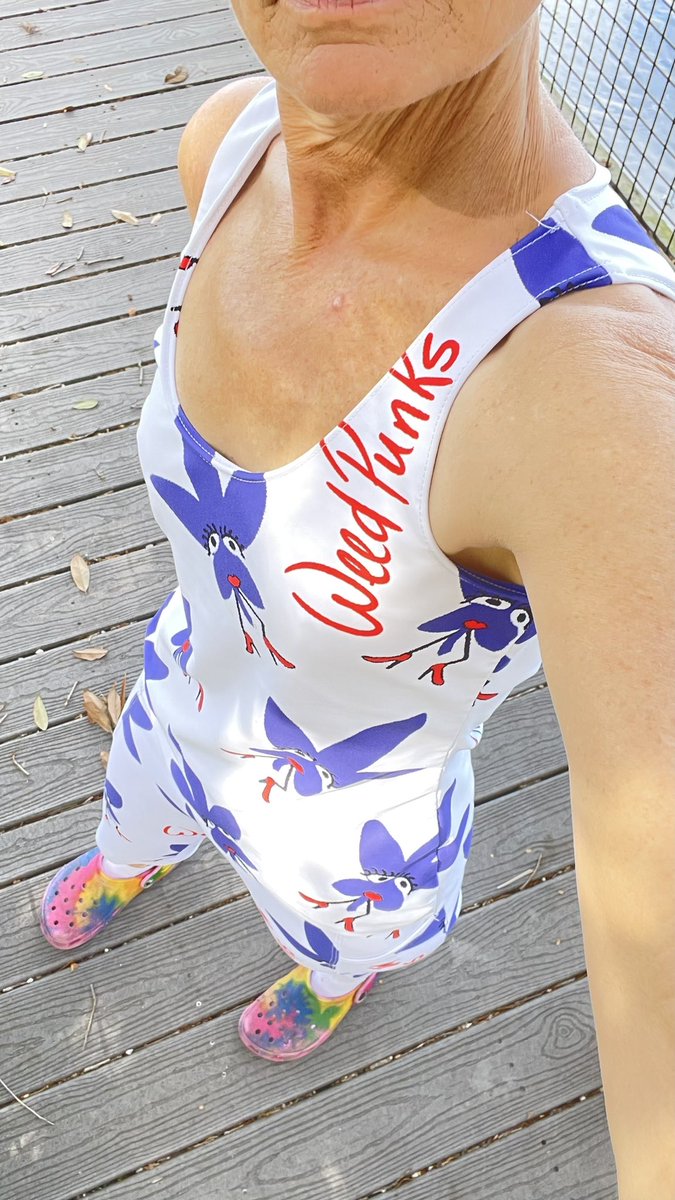 JenX_Nifty's tweet image. Granny is wearing her own clothing line today 😁🤷‍♀️ @WeedPunks weedpunks.com #nftarti̇st #NftColllector