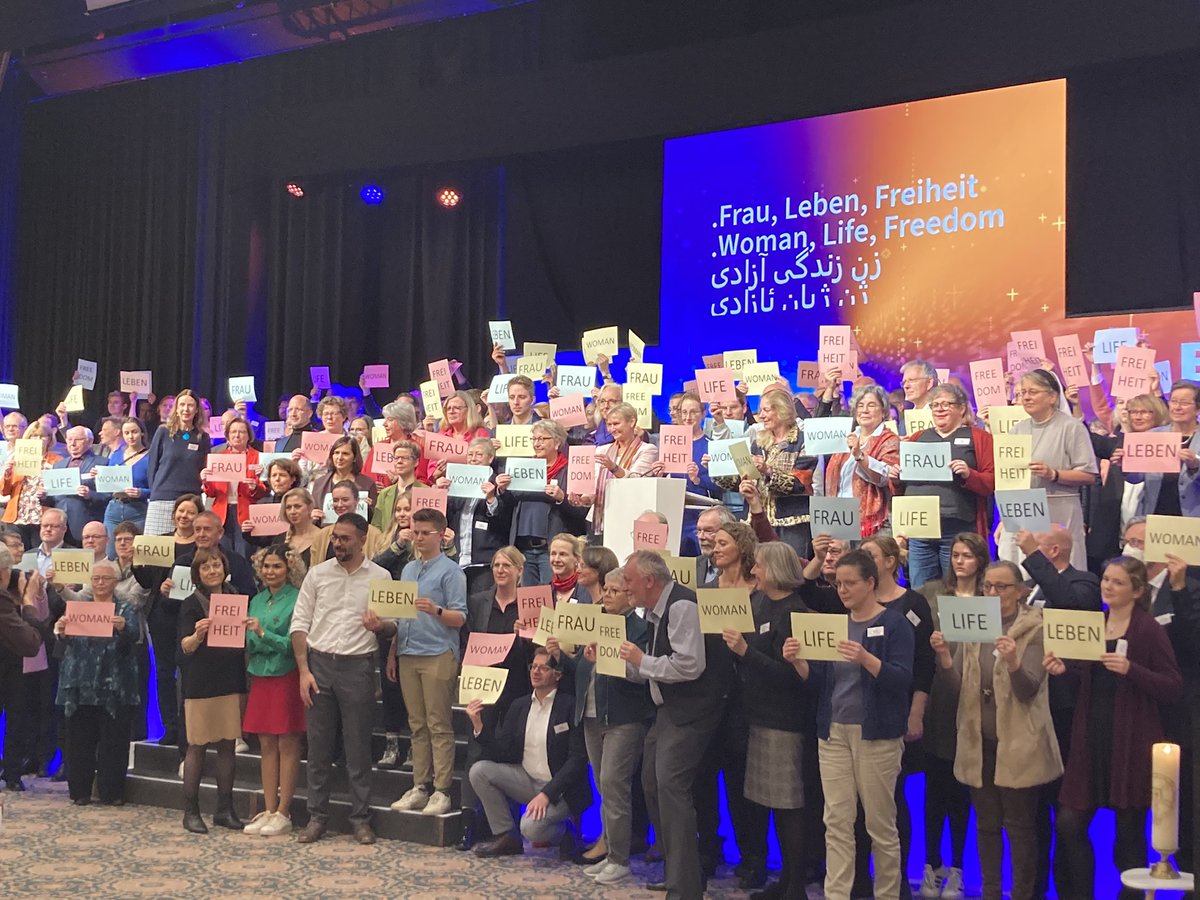 Die #EKDSynode bekundet Solidarität mit den Frauen im #Iran. #epd_dabei