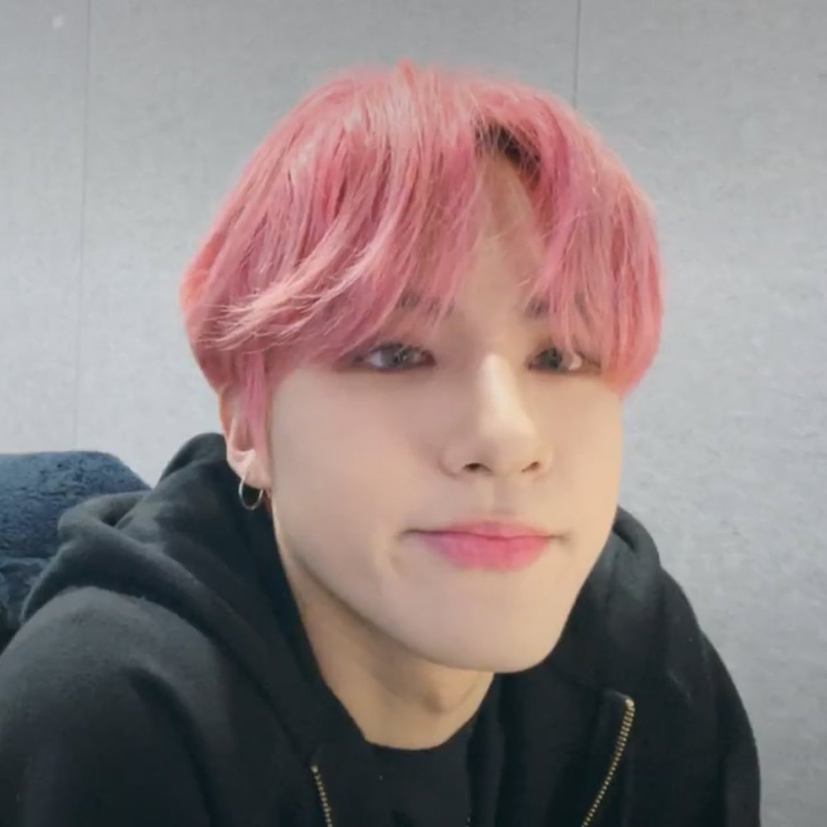 tbz smiling ◡̈ tweet media