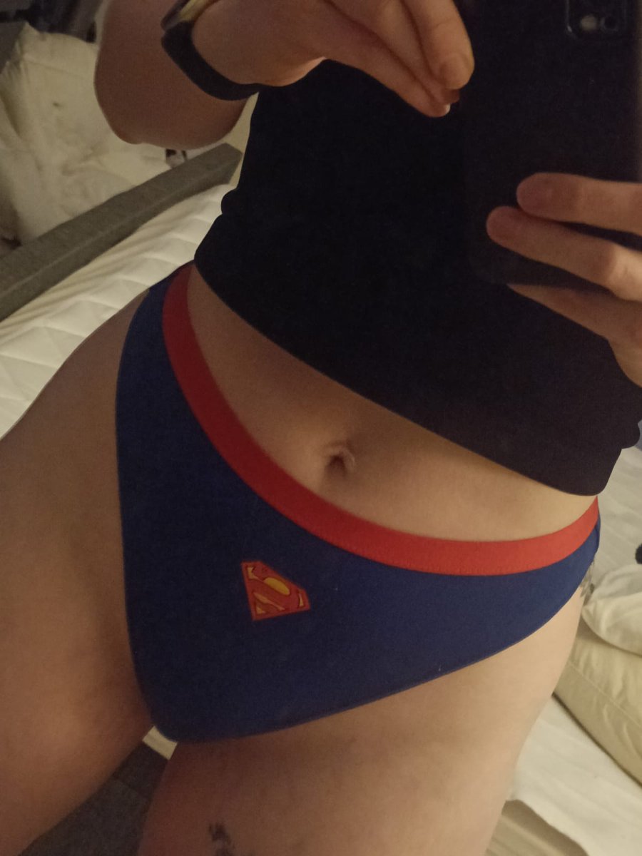 Bunsbunny11's tweet photo. Feeling "super" today xxx
#nsfwtwtًً #nsfwtw #nsfw #gymgirl #milf https://t.co/kb9uPh3WOD